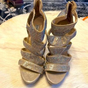 NWOT rhinestone shoes